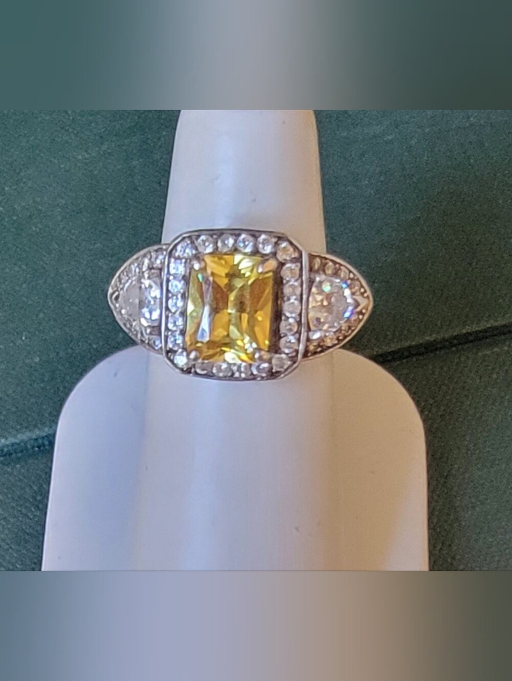 Designer Style Antique Look CZ Canary Center Stone Trillion CZ Sides Halo Sz 6.5